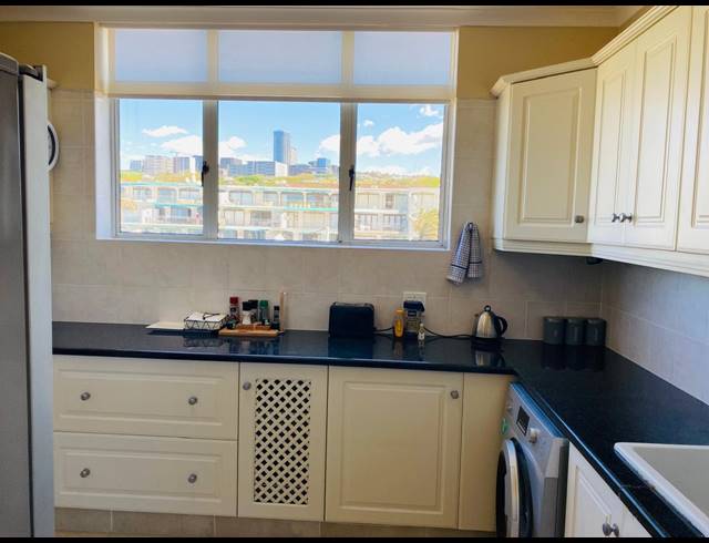 2 BEDROOM APARTMENT FOR SALE IN UMHLANGA CENTRAL